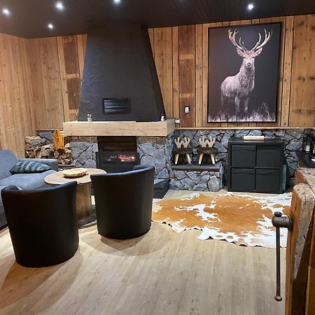 Chalet En Foret Avec Etang. Saint-Etienne-les-Remiremont Exterior foto