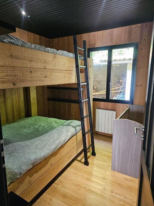 Chalet En Foret Avec Etang. Saint-Etienne-les-Remiremont Exterior foto